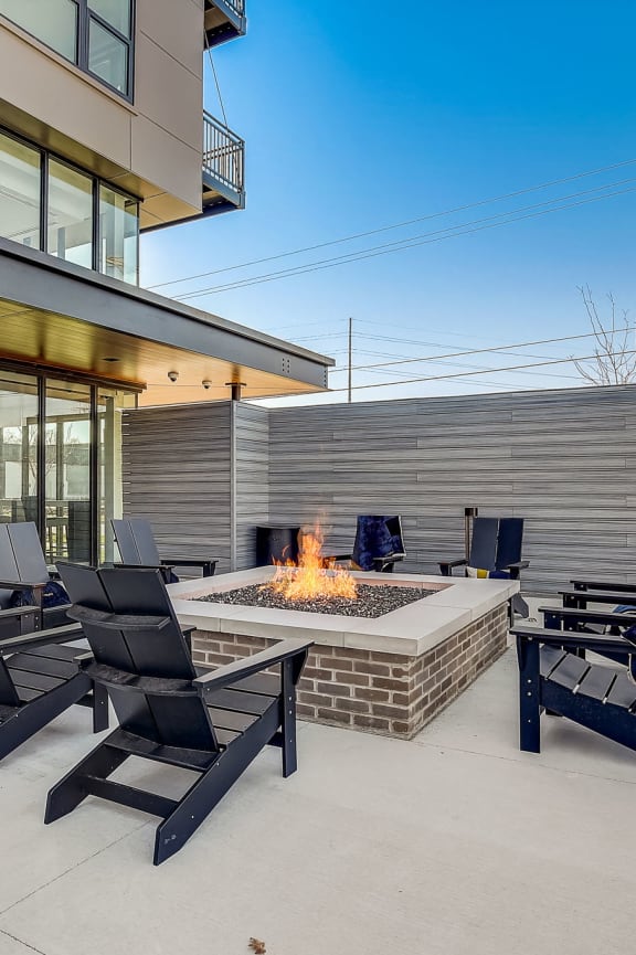 Flats at Iron Ridge Apartments in Ferndale, MI